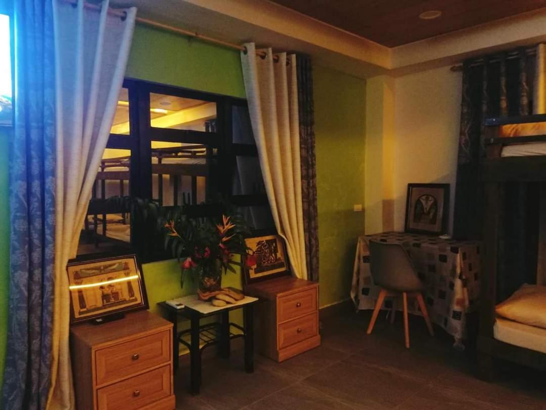 Gbu Loboc River Guesthouse エクステリア 写真