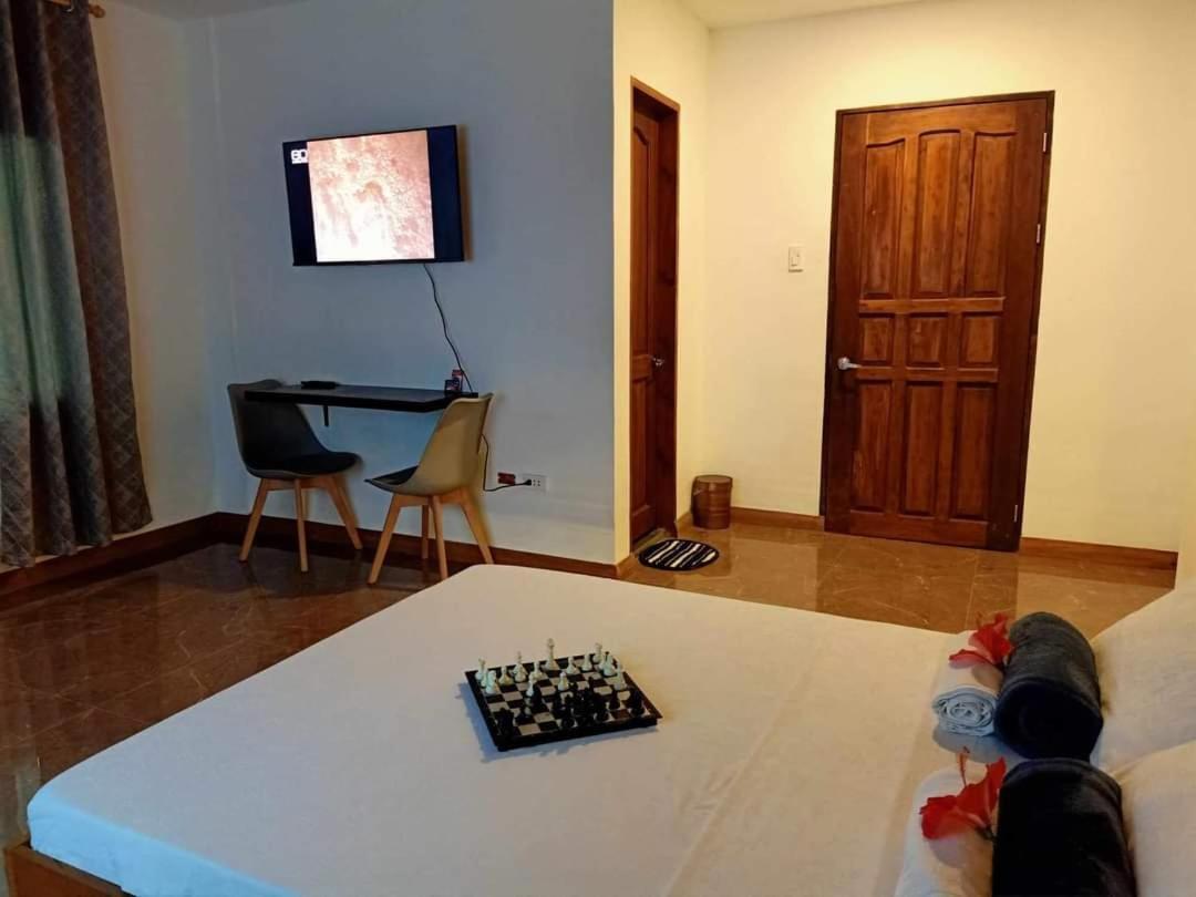 Gbu Loboc River Guesthouse エクステリア 写真