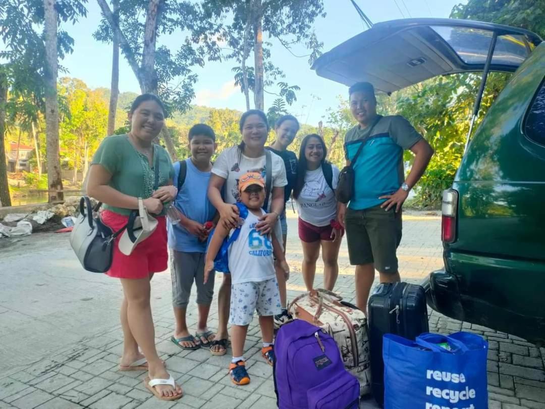 Gbu Loboc River Guesthouse エクステリア 写真