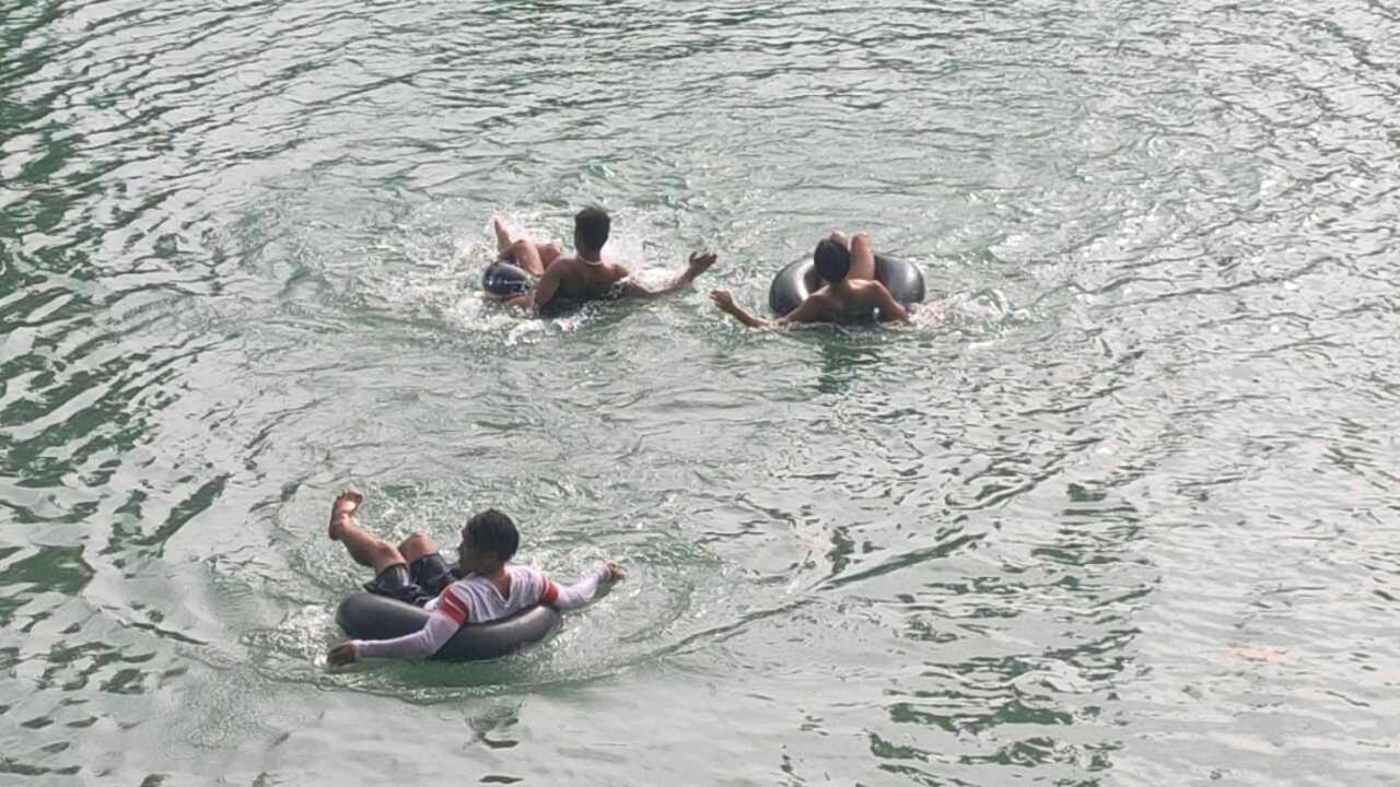 Gbu Loboc River Guesthouse エクステリア 写真