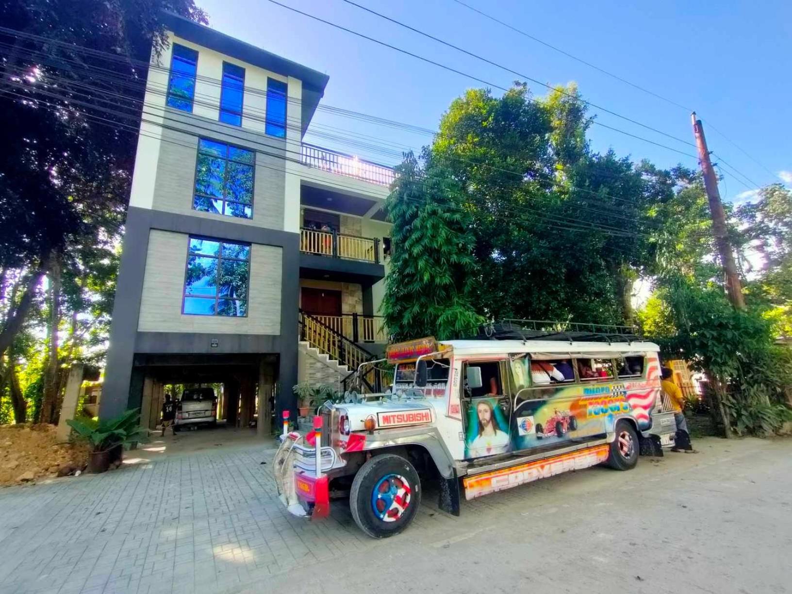 Gbu Loboc River Guesthouse エクステリア 写真