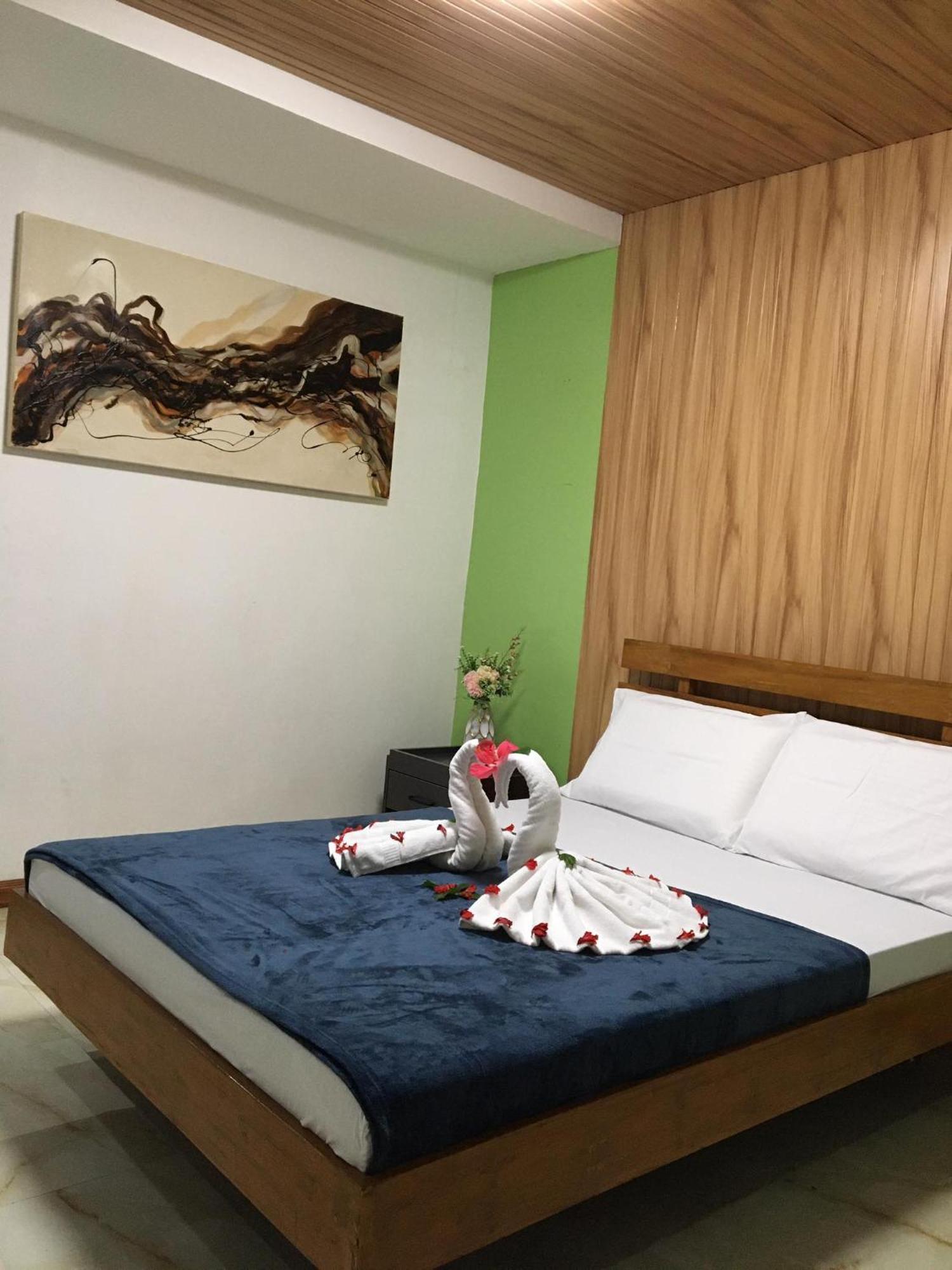 Gbu Loboc River Guesthouse エクステリア 写真